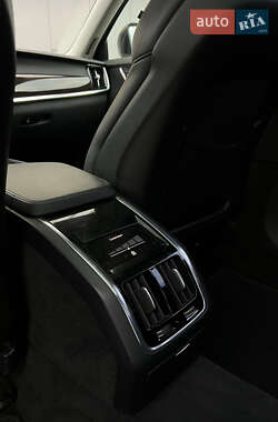 Седан Volvo S90 2017 в 