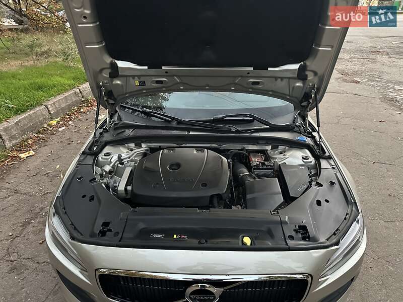 Седан Volvo S90 2017 в Кривому Розі фото 7 Седан Volvo S90 2017 в Кривому Розі