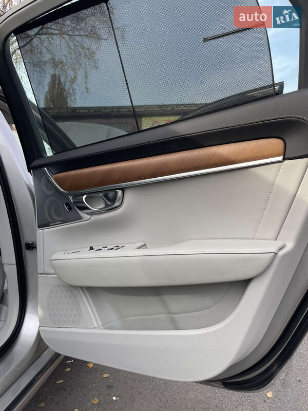 Седан Volvo S90 2017 в Києві фото 23 Седан Volvo S90 2017 в Києві