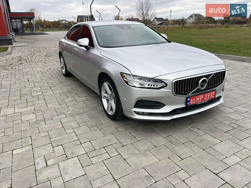 Седан Volvo S90 2017 в Здолбуніві