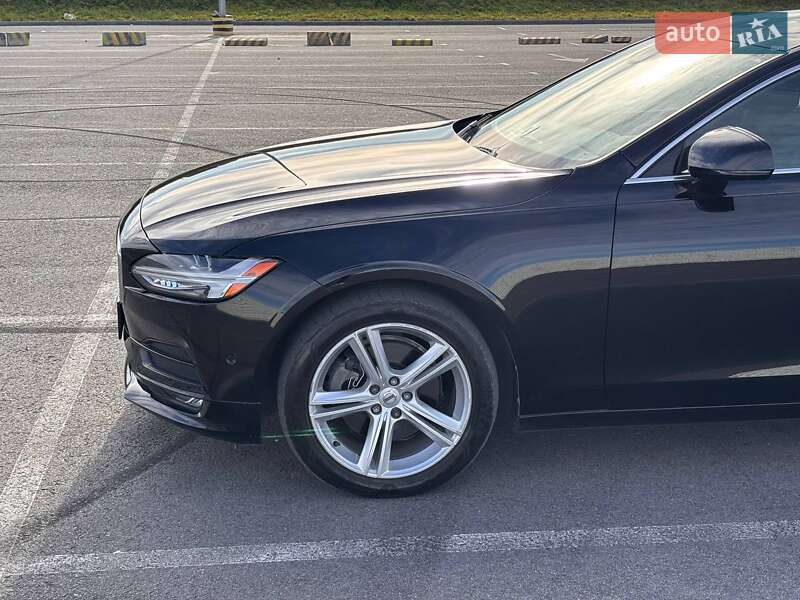 Седан Volvo S90 2017 в Львове