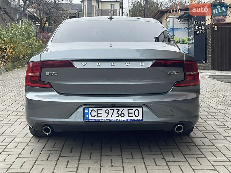 Седан Volvo S90 2017 в Чернівцях