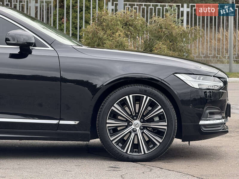 Седан Volvo S90 2023 в Києві