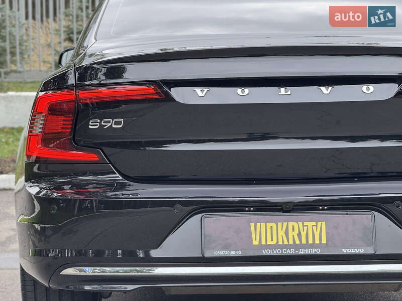 Седан Volvo S90 2023 в Києві