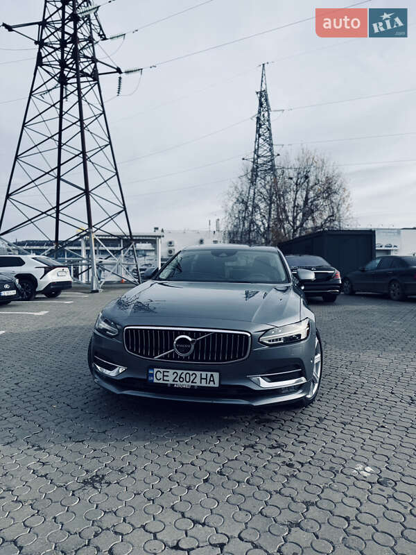 Седан Volvo S90 2016 в Черновцах