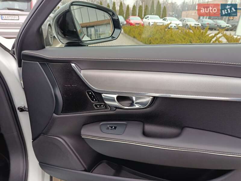 Седан Volvo S90 2021 в Києві фото 23 Седан Volvo S90 2021 в Києві