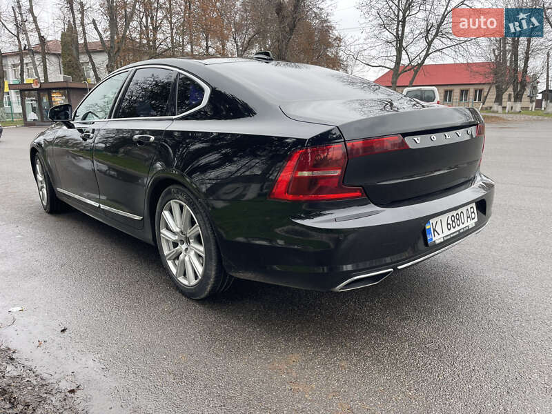 Седан Volvo S90 2019 в Дударкові