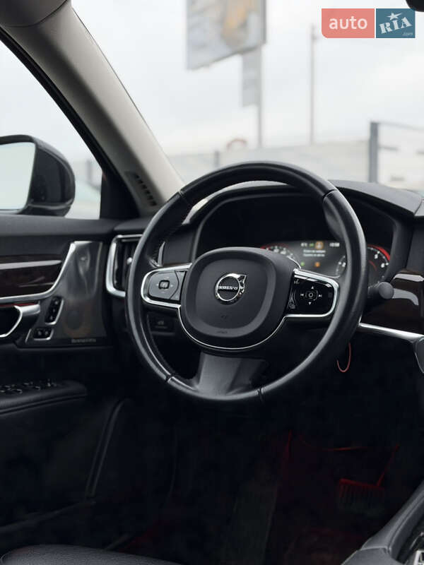 Седан Volvo S90 2016 в Івано-Франківську фото 35 Седан Volvo S90 2016 в Івано-Франківську