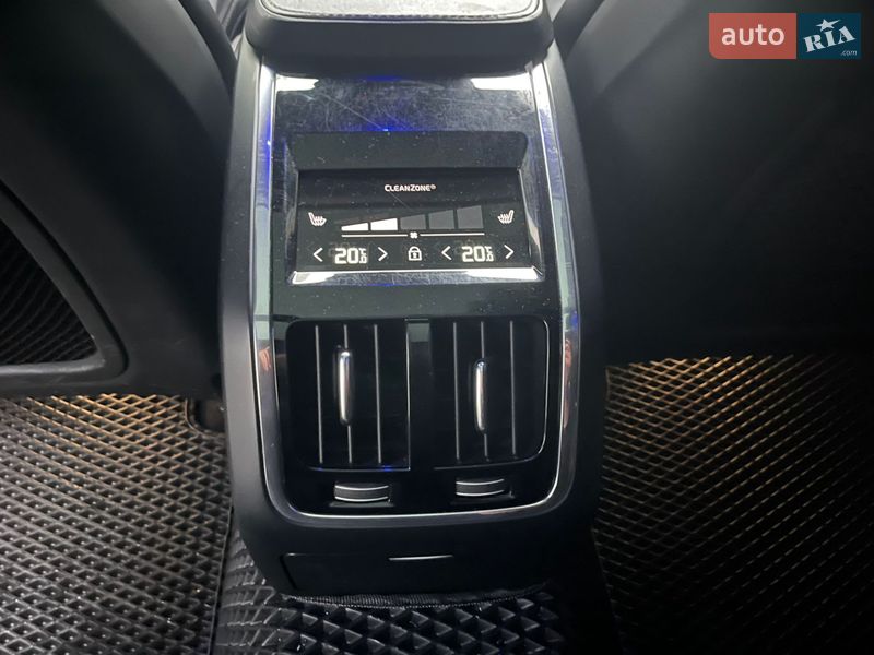Седан Volvo S90 2020 в Ивано-Франковске