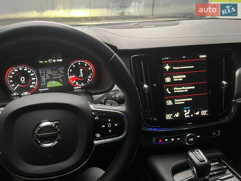 Седан Volvo S90 2020 в Ивано-Франковске