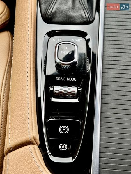 Седан Volvo S90 2017 в Киеве