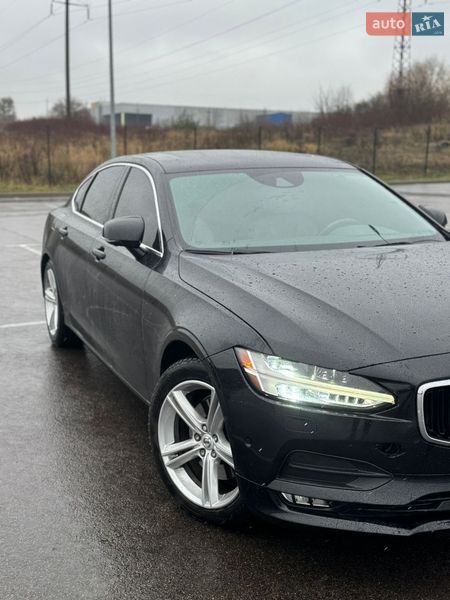 Седан Volvo S90 2017 в Ровно