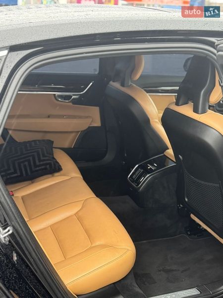 Седан Volvo S90 2017 в Ровно