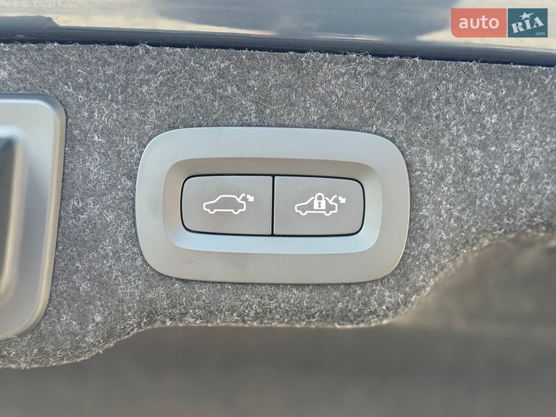 Седан Volvo S90 2022 в Одессе