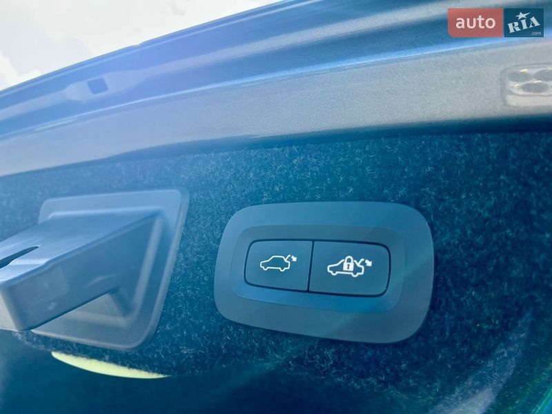 Седан Volvo S90 2016 в Житомире