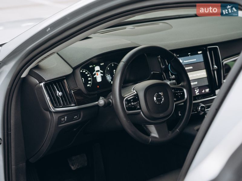 Седан Volvo S90 2016 в Києві