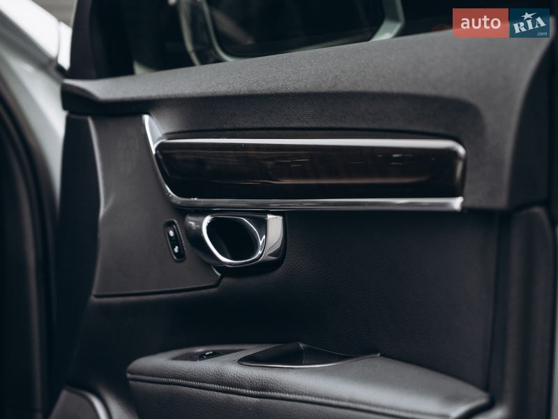 Седан Volvo S90 2016 в Києві