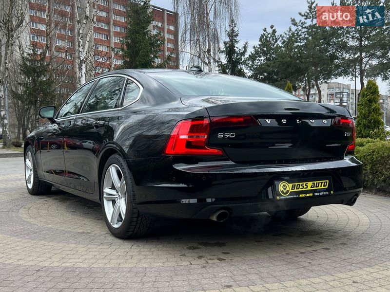 Седан Volvo S90 2017 в Львове