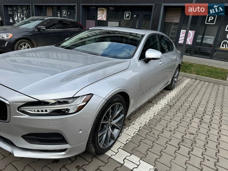 Седан Volvo S90 2017 в Ивано-Франковске