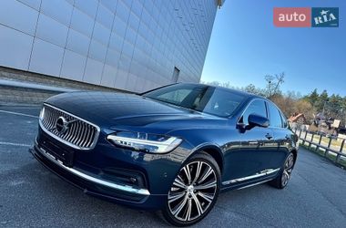 Седан Volvo S90 2023 в Киеве