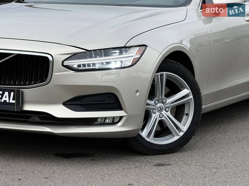 Седан Volvo S90 2017 в Кривом Роге