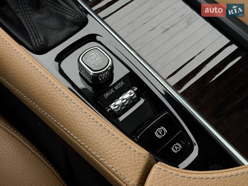 Седан Volvo S90 2017 в Кривом Роге