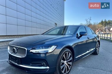Седан Volvo S90 2022 в Киеве