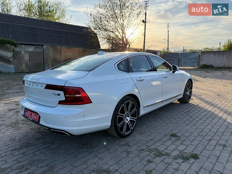 Седан Volvo S90 2017 в Ровно