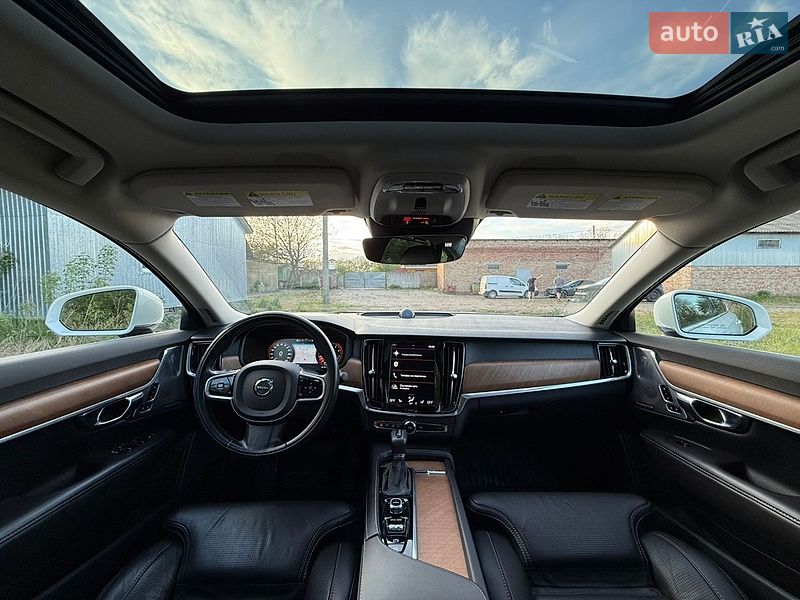 Седан Volvo S90 2017 в Ровно