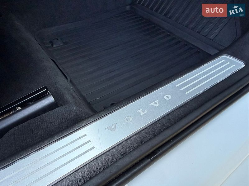 Седан Volvo S90 2017 в Ровно