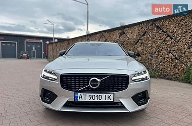 Седан Volvo S90 2020 в Ивано-Франковске