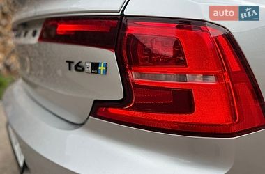 Седан Volvo S90 2020 в Ивано-Франковске