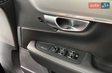 Седан Volvo S90 2020 в Ивано-Франковске