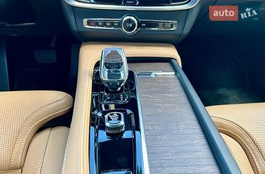 Седан Volvo S90 2022 в Киеве