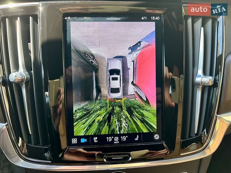 Седан Volvo S90 2022 в Киеве