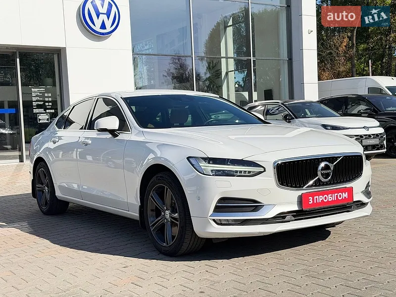 Volvo S90 2017
