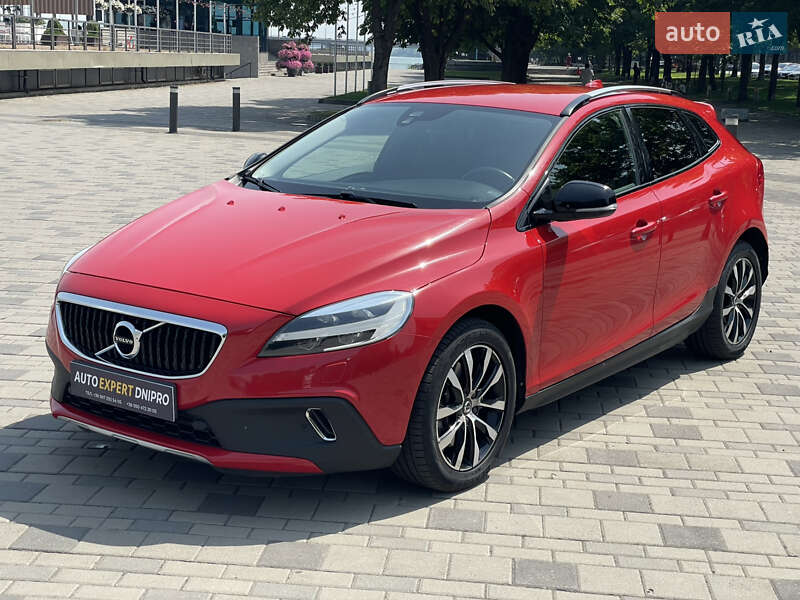 Volvo V40 Cross Country 2018