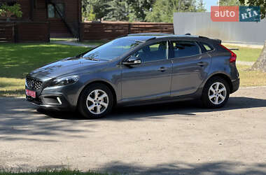 Хэтчбек Volvo V40 Cross Country 2014 в 