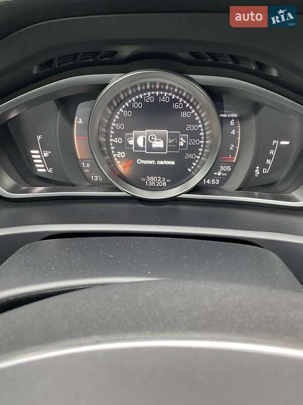 Хетчбек Volvo V40 Cross Country 2019 в Києві фото 13 Хетчбек Volvo V40 Cross Country 2019 в Києві