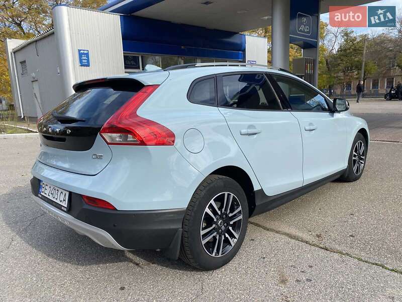 Хэтчбек Volvo V40 Cross Country 2017 в Николаеве фото 14 Хэтчбек Volvo V40 Cross Country 2017 в Николаеве