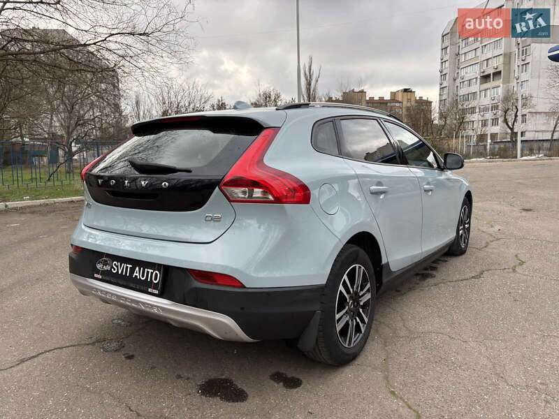 Хетчбек Volvo V40 Cross Country 2017 в Миколаєві