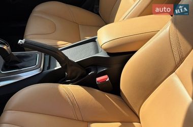 Хэтчбек Volvo V40 Cross Country 2016 в Луцке