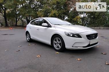 Универсал Volvo V40 2013 в Одессе