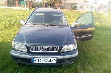 Универсал Volvo V40 1997 в Львове