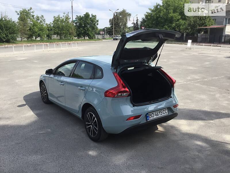 Хетчбек Volvo V40 2016 в Тернополі фото 21 Хетчбек Volvo V40 2016 в Тернополі