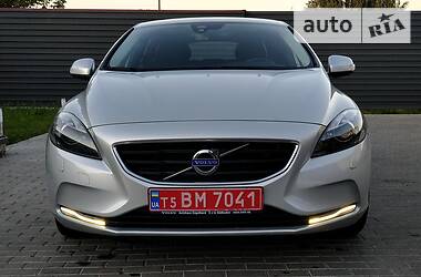 Хэтчбек Volvo V40 2012 в Радивилове