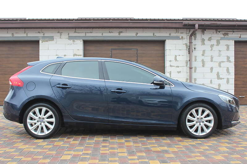 Хетчбек Volvo V40 2015 в Дніпрі фото 7 Хетчбек Volvo V40 2015 в Дніпрі
