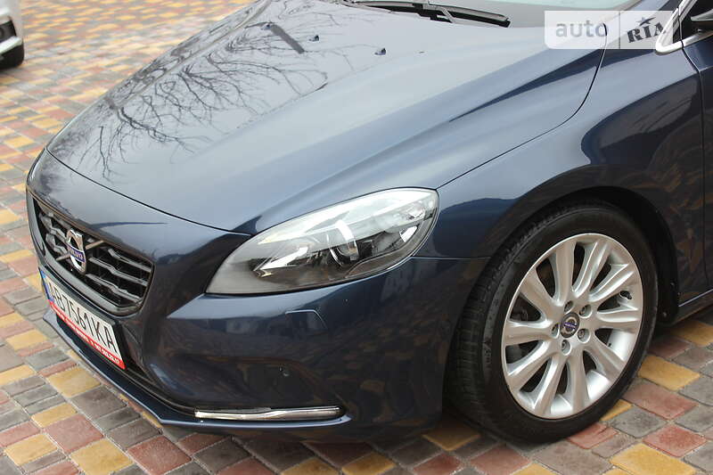 Хетчбек Volvo V40 2015 в Дніпрі фото 20 Хетчбек Volvo V40 2015 в Дніпрі