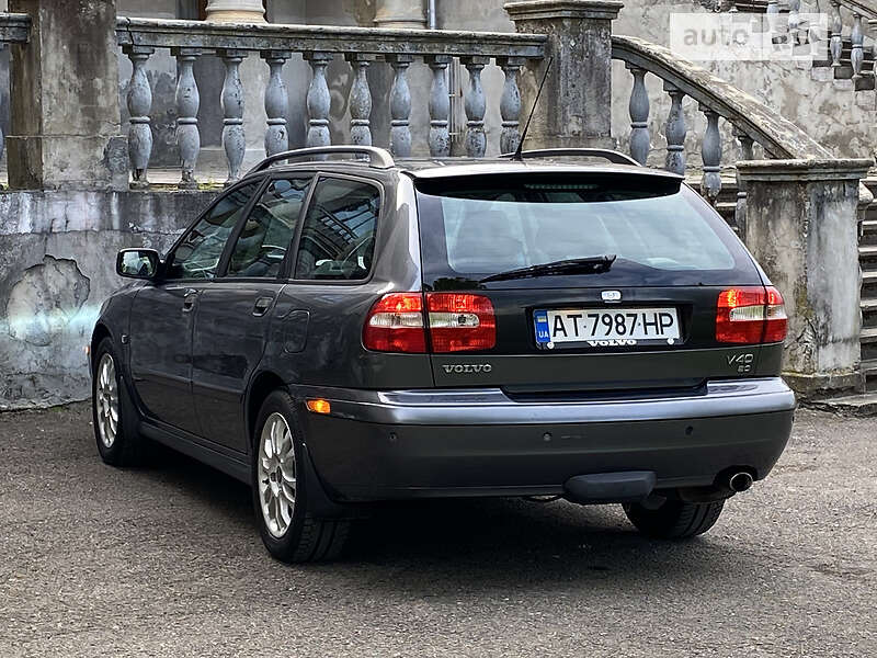 Универсал Volvo V40 2004 в Калуше