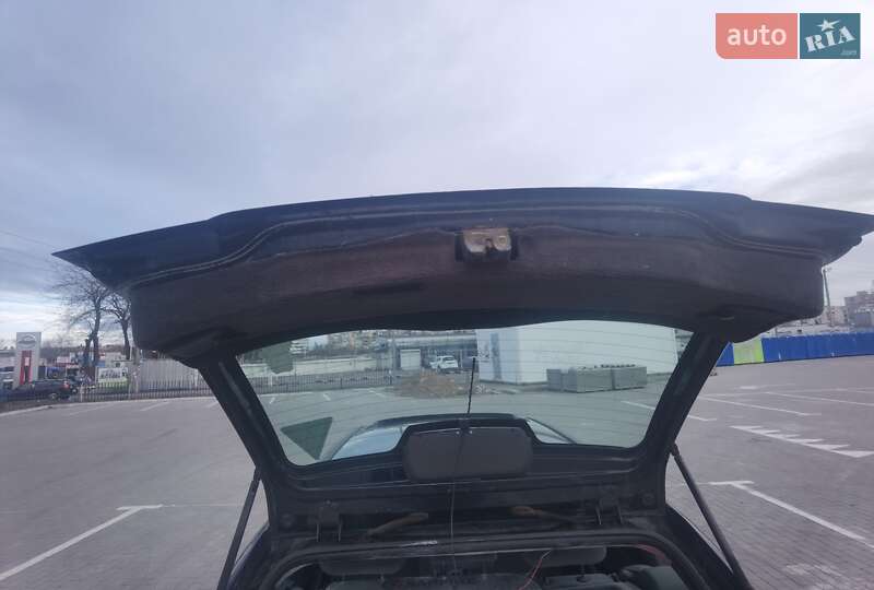 Универсал Volvo V40 1998 в Одессе